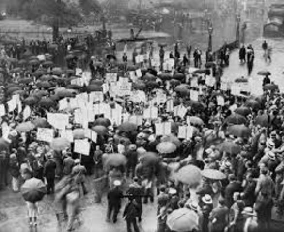 The Great Depression begins in the USA