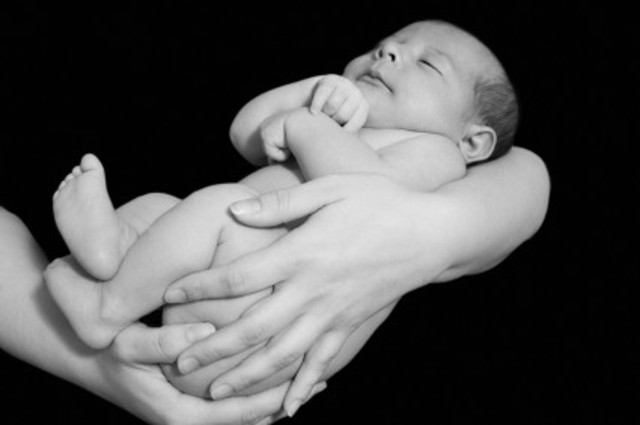 Nace en la ciudad de Orsha, actual Bielorrusia