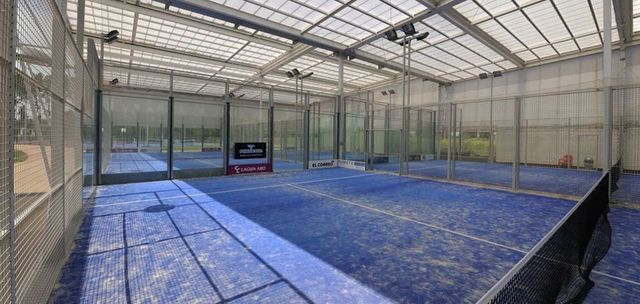 Padel ikasten