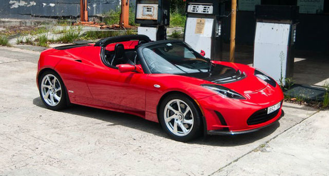 Tesla Car Company Forms