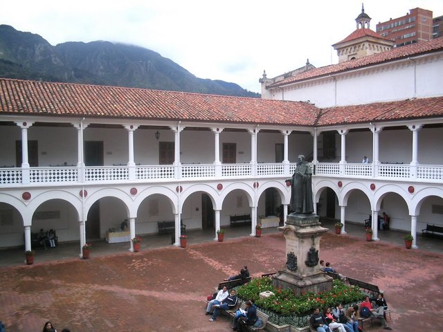 El Claustro