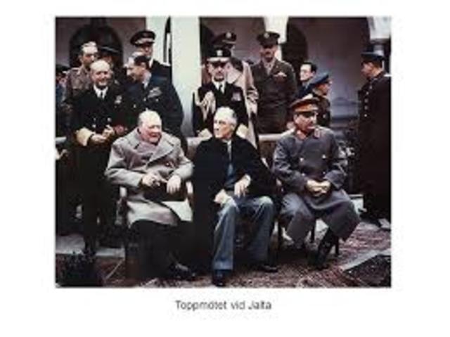 Fredsförhandlingar i Jalta