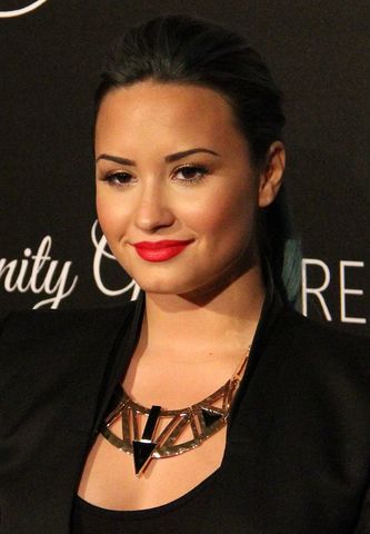 Demi Lovato signed a record deal with Hollywood Records