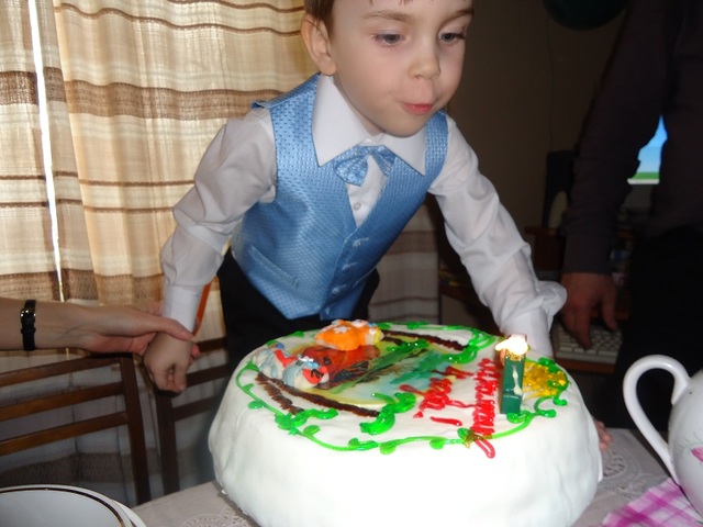 Данилушке 4 годика!!!