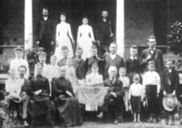 Who Were The first Settlers to enter Alabama