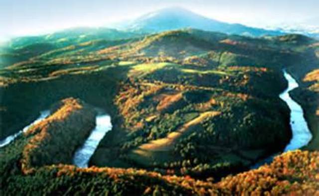New River starts to flow into North Carolina.