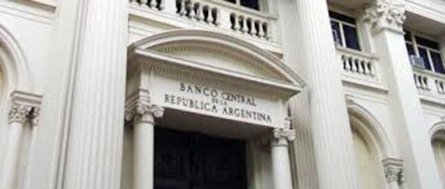 POL. Se sanciona la ley que establece la creación del banco central de la republica Argentina.