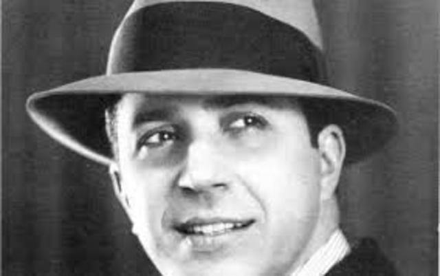 CUL. Muere en un accidente de aéreo Carlos Gardel