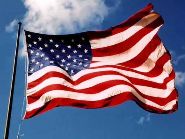 Viaja a los Estados Unidos de Norteamérica, como conferencista.