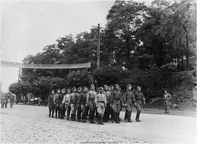 Soviets & Americans withdraw military