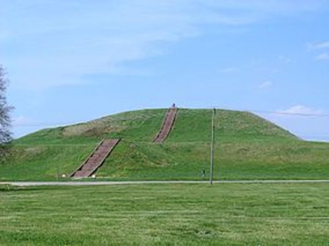 Cahokia Mounds