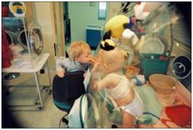 Primer tratamiento mediante terapia génica