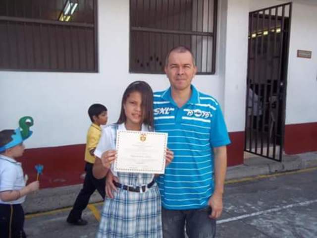 Mi hija en el colegio