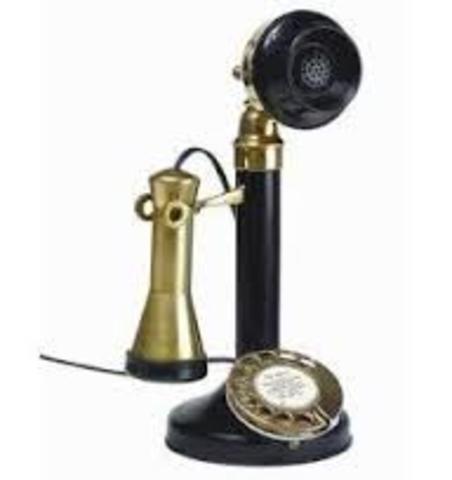 la primera línea telefónica