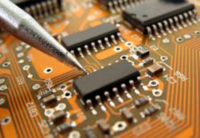 SEMICONDUCTOR CON LOS TRANSITORES TRIPOLARES