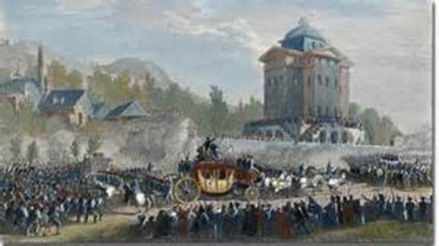 Louis XVI and the royal family tried to flee Paris