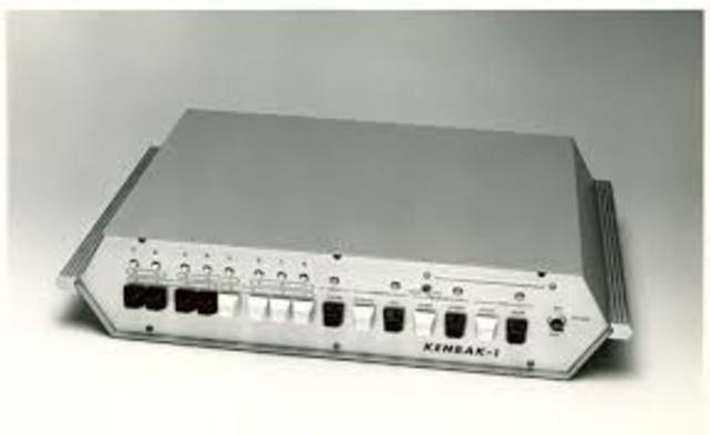 Primer Ordenador Personal. Kenbak-1.