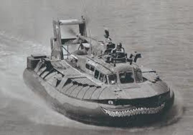 The First Hovercraft Is Invented