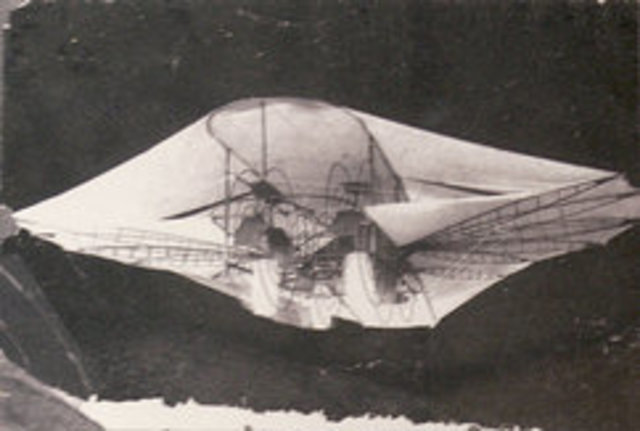 Workmen who built the Ezekiel Airship for the Reverend Burrell Cannon claimed to have made a flight in 1902.