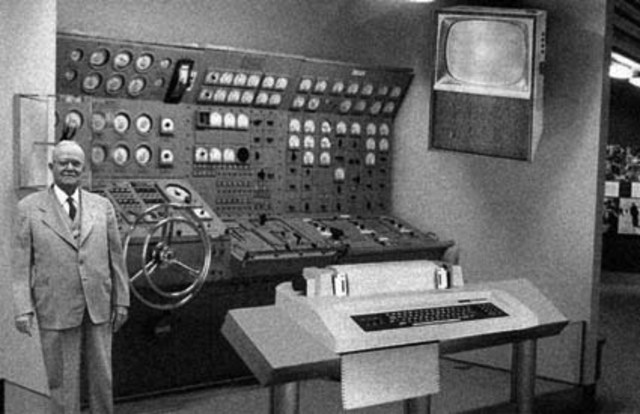 EL INTERNET FUE ESTABLECIDO