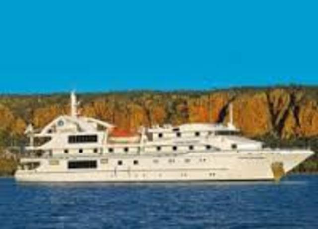 Oceanic Naval Travel