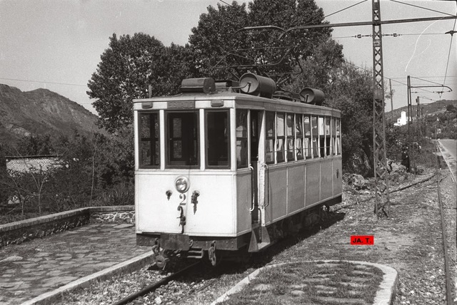 Firs train service  from Bobadilla to Loja