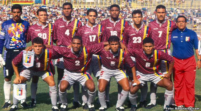 el uniforme de la vinotinto de hace 15 años, 1995