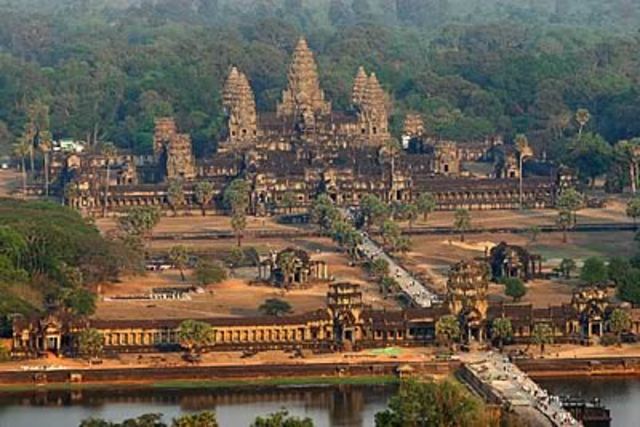 Khmers abandon Angkor.
