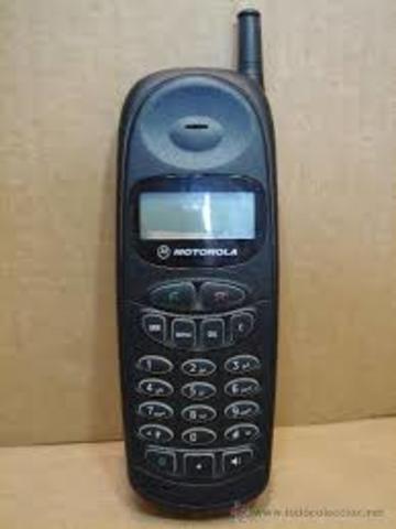 PRIMERA GENERACION DE TELEFONOS MOVIL