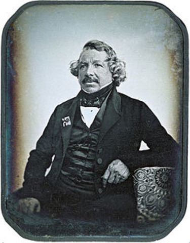 Louis-Jaques-Mandé Daguerre creates the "daguerreotype"