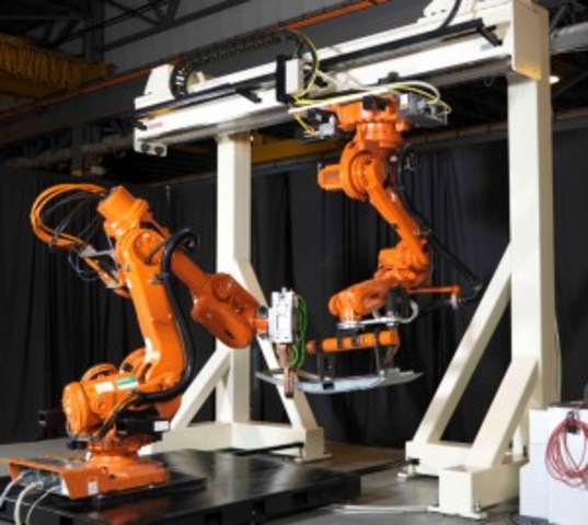 Se presenta el primer pórtico robot industrial