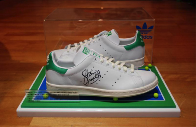 STAN SMITH