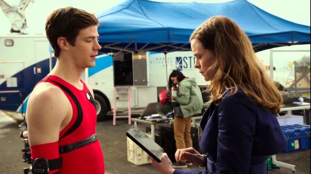 Barry se combierte en Flash