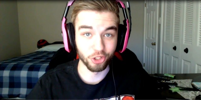 Jev renuncia de su trabajo ya que Youtube era sufuciente para mantenerse