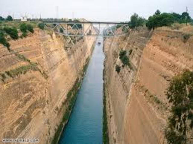 suez canal opens