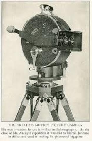 motion picture camera