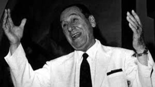 Pol. Muere J.D. Peron