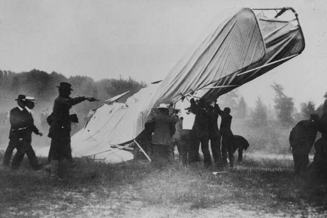 First Fatal Airplane Crash Captured