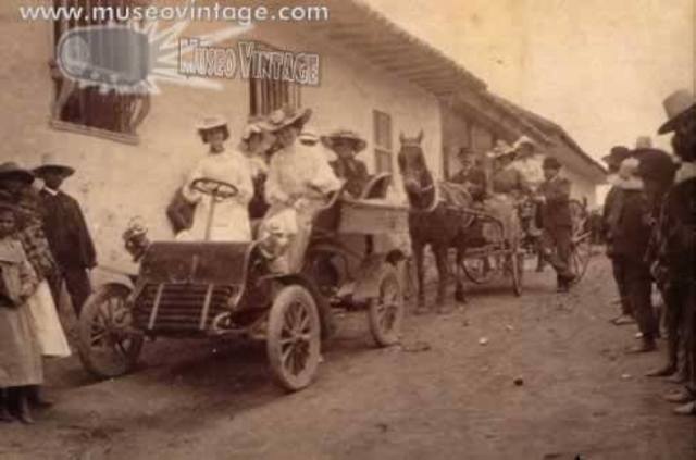 los primeros automoviles