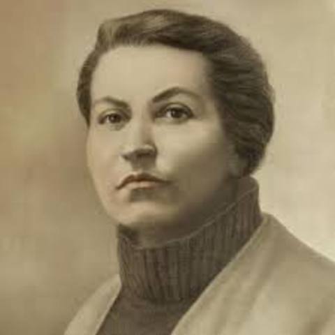 GABRIELA MISTRAL