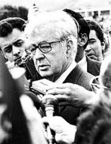 1982- 1990 Belisario Betancourt - Virgilio Barco