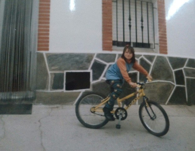 CUANDO EMPECÉ A MONTAR EN BICICLETA.
