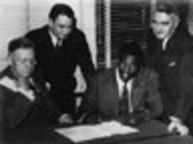 Jackie Robinson agrees to play with the Brooklyn Dodgers