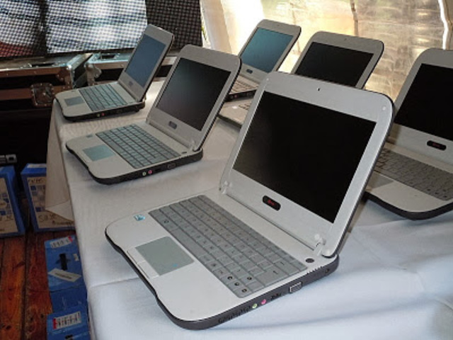 Nueva entrega de Netbooks.