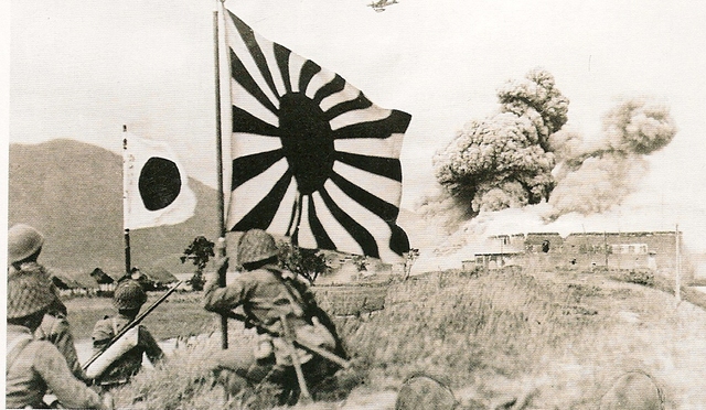 Victoria japonesa en la Batalla de Wuhan contra los chinos.