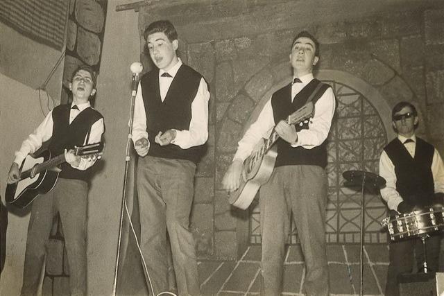 Kulturarekin lehen harremanak