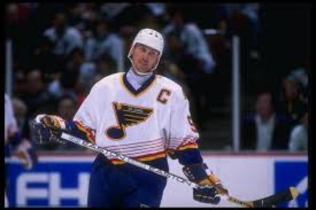 Gretzky Moves to St. Louis