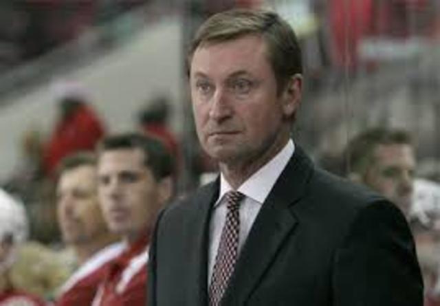 Gretzky Steps Down