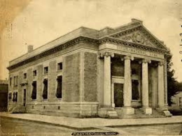 Napoleon Establishes a National Bank and an Efficient Tax System