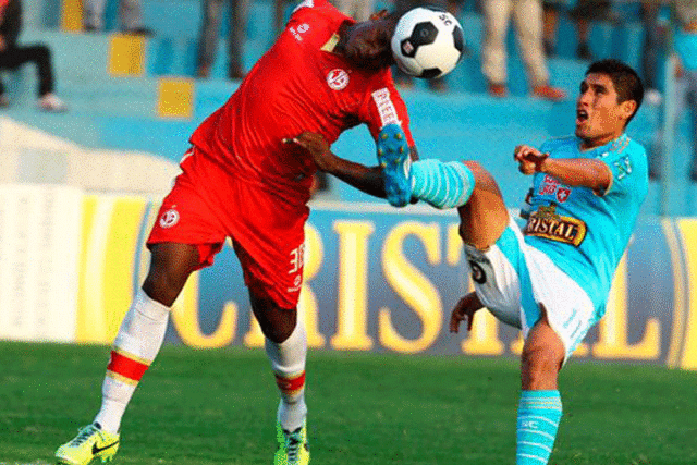 Sporting Cristal 2-1 Juan Aurich